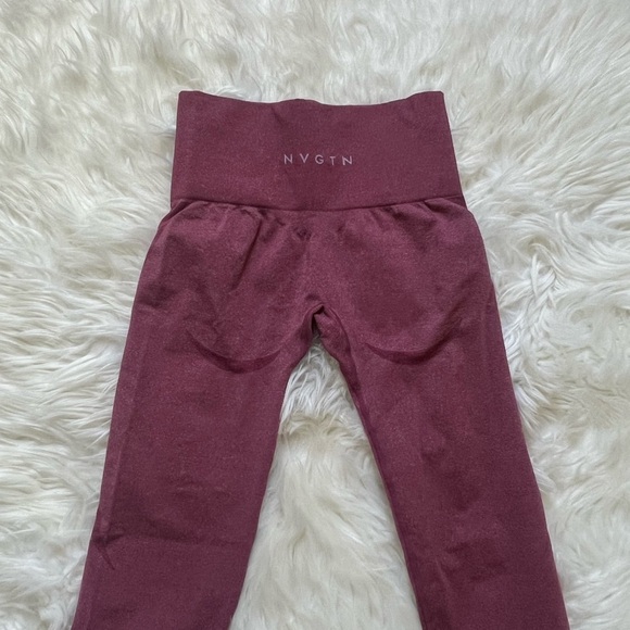 NVGTN Women's Maroon High-Waisted Seamless Leggings - Picture 5 of 8